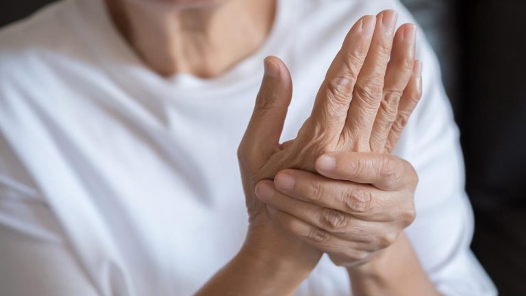 Arthritis? Chiropractors Can Help – Central Chiropractic Clinic